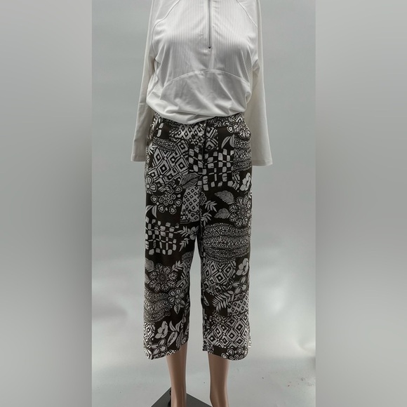 Chico's Brown and White Patchwork Patterned Cropped Capri Pants - Size 1 (M) - Picture 1 of 6